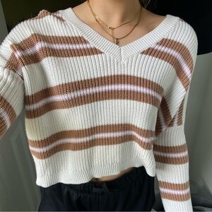 la hearts white cropped v neck sweater